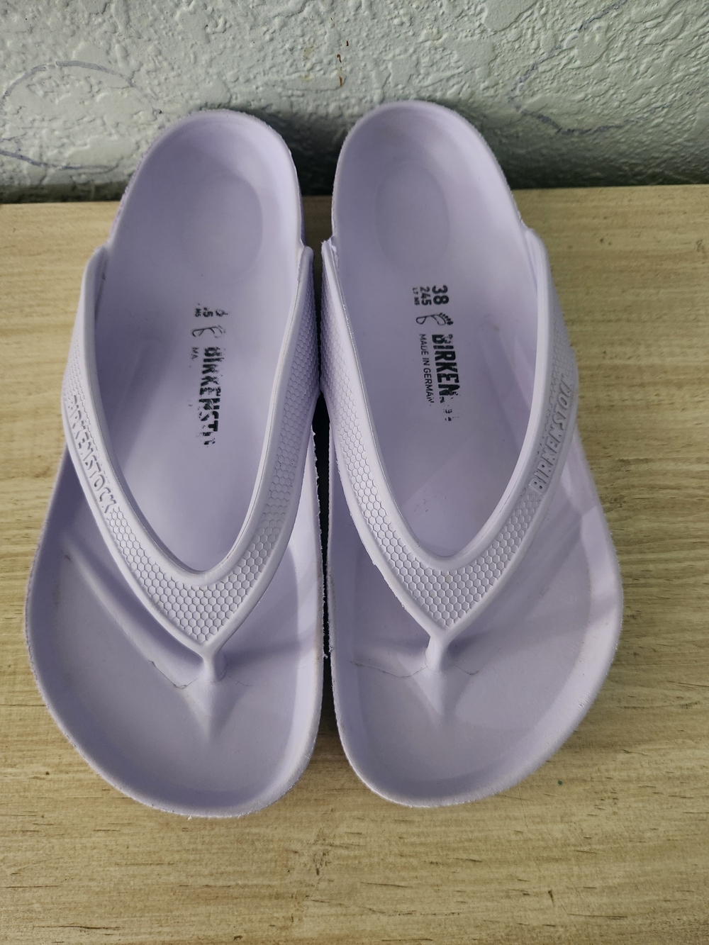Birkenstock Women's Lavender EVA Thong Sandals - Pastel Purple